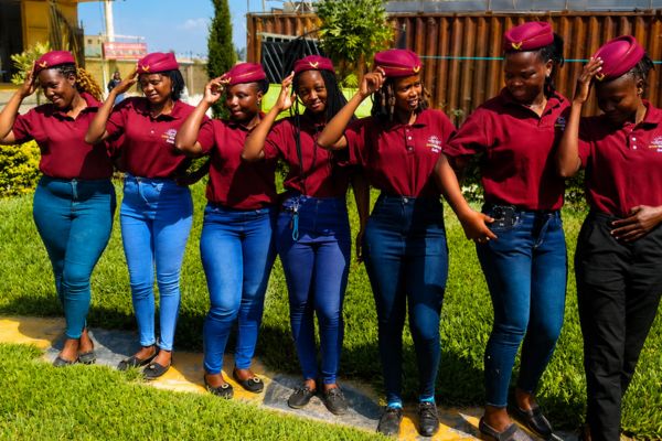 Professional Waitstaff at Syoki Green Park Gardens